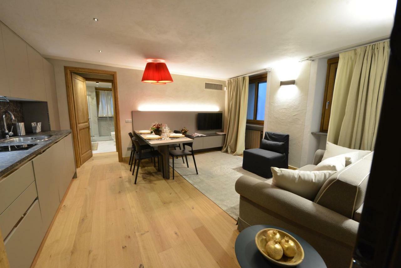 Le Reve Charmant Apartments - Via Sant'Orso,2 Aosta Esterno foto