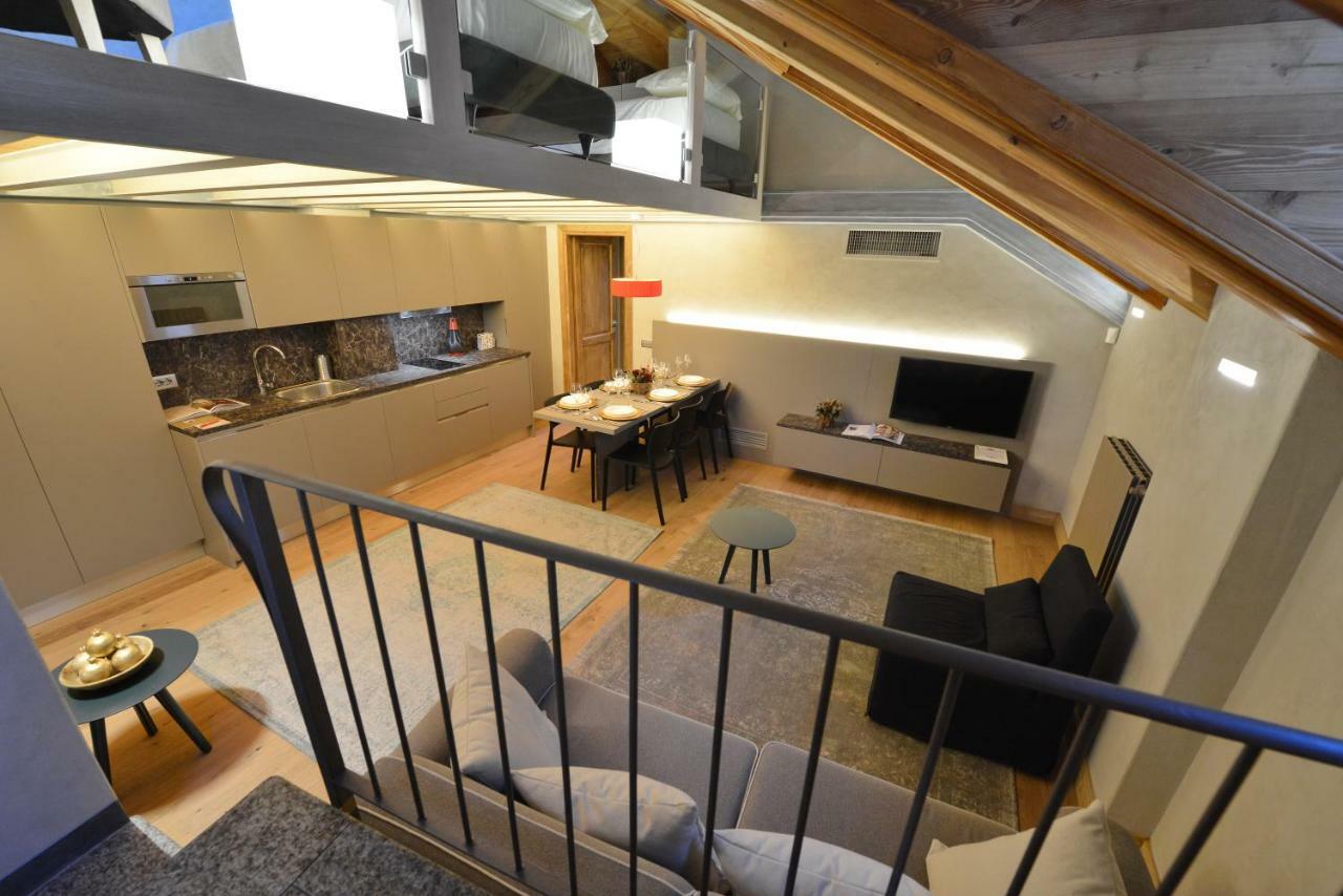Le Reve Charmant Apartments - Via Sant'Orso,2 Aosta Esterno foto