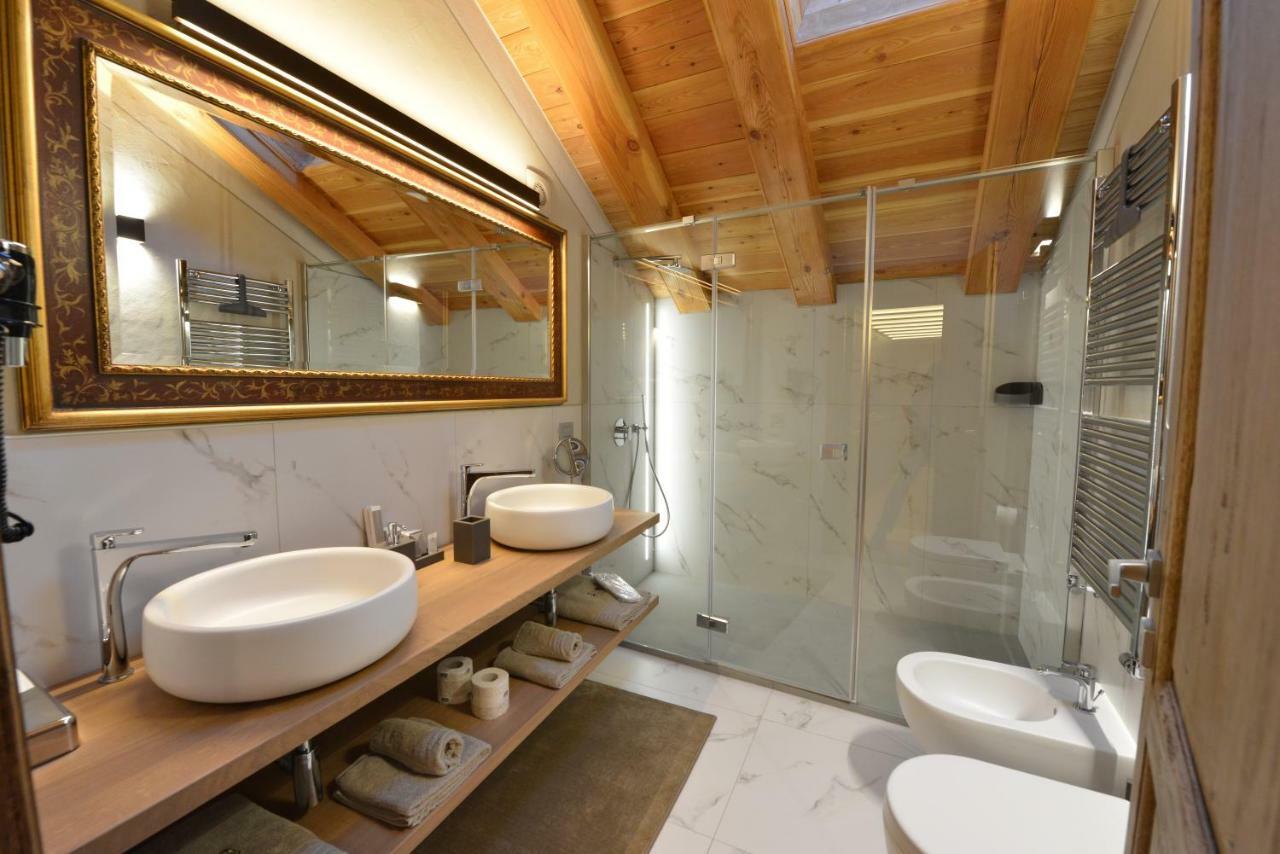 Le Reve Charmant Apartments - Via Sant'Orso,2 Aosta Esterno foto